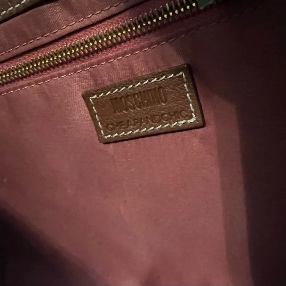 Moschino stylish shoulder
